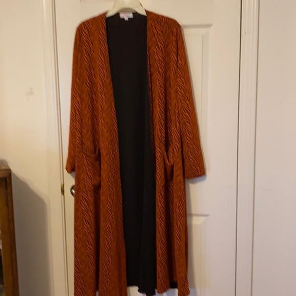 Beautiful Sarah never worn.